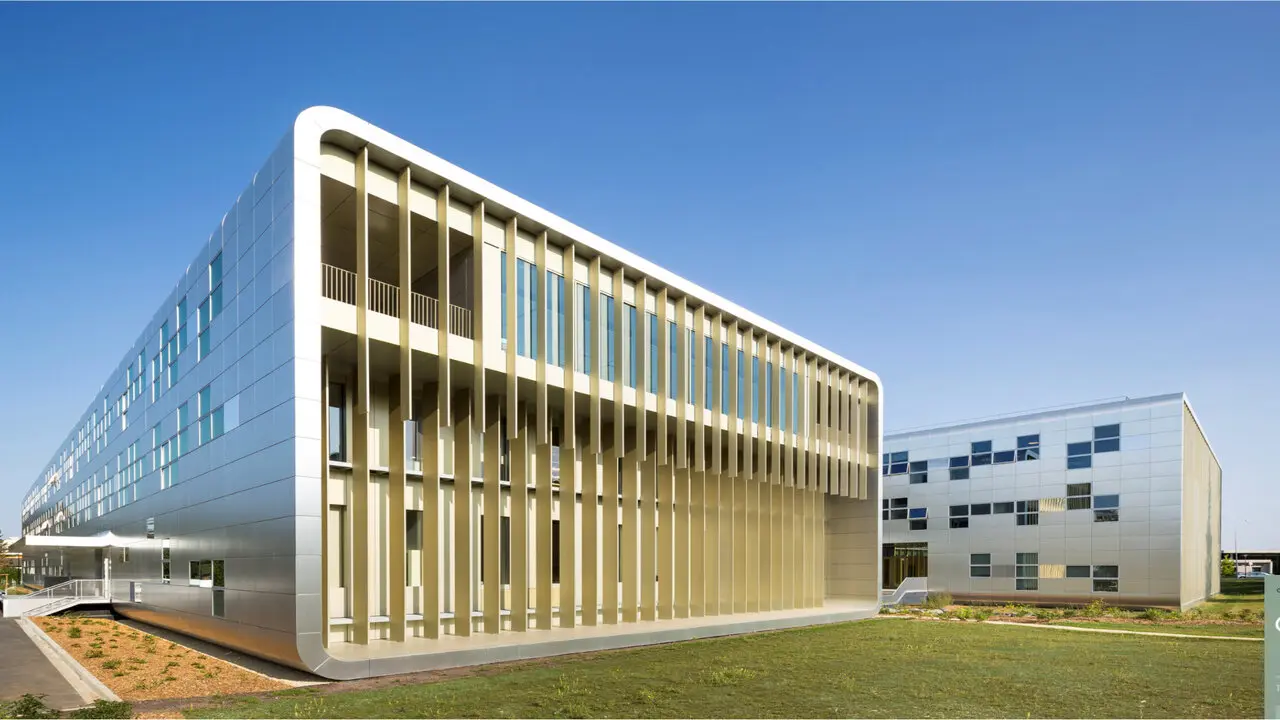 ADEXSI, groupe industriel multi-filiales